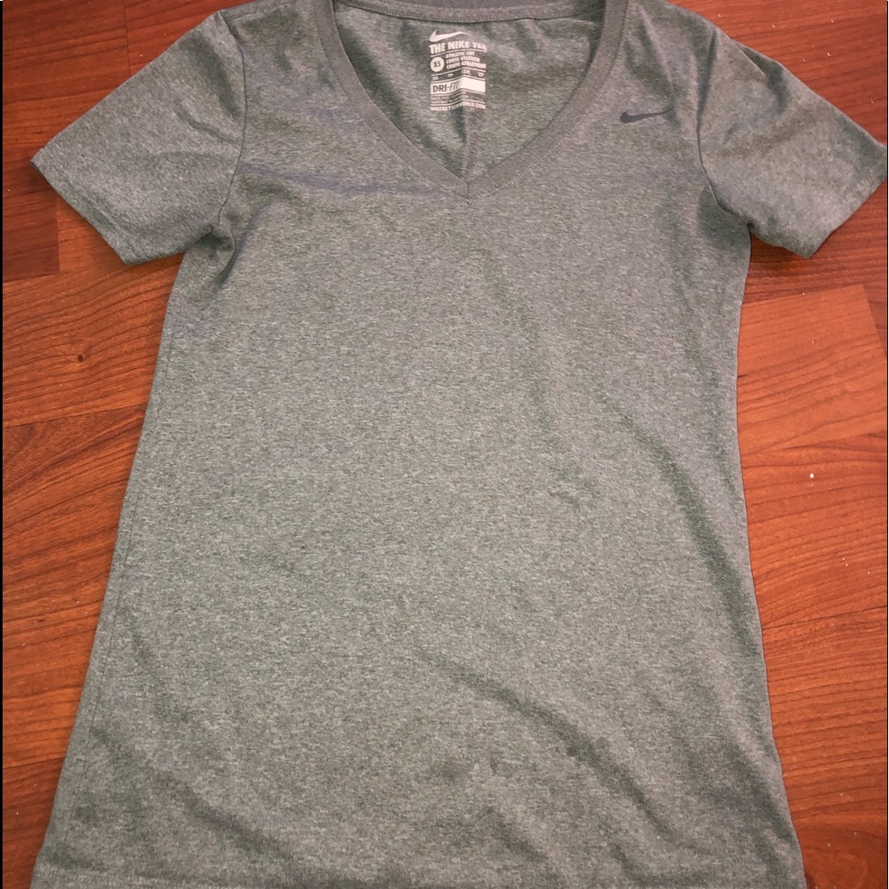 Nike Athletic T- Shirt